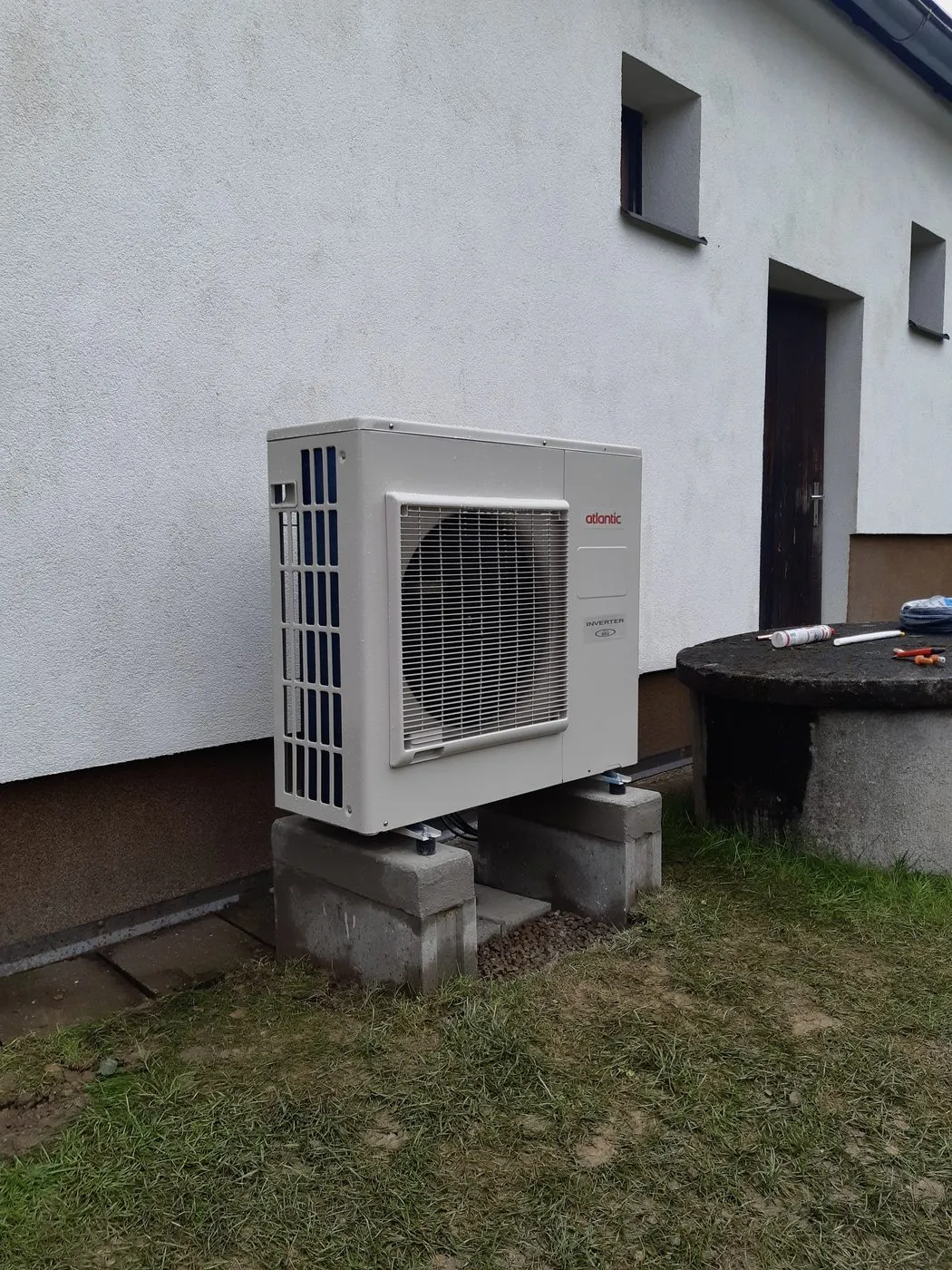 Rozdělovač topných okruhů instalace