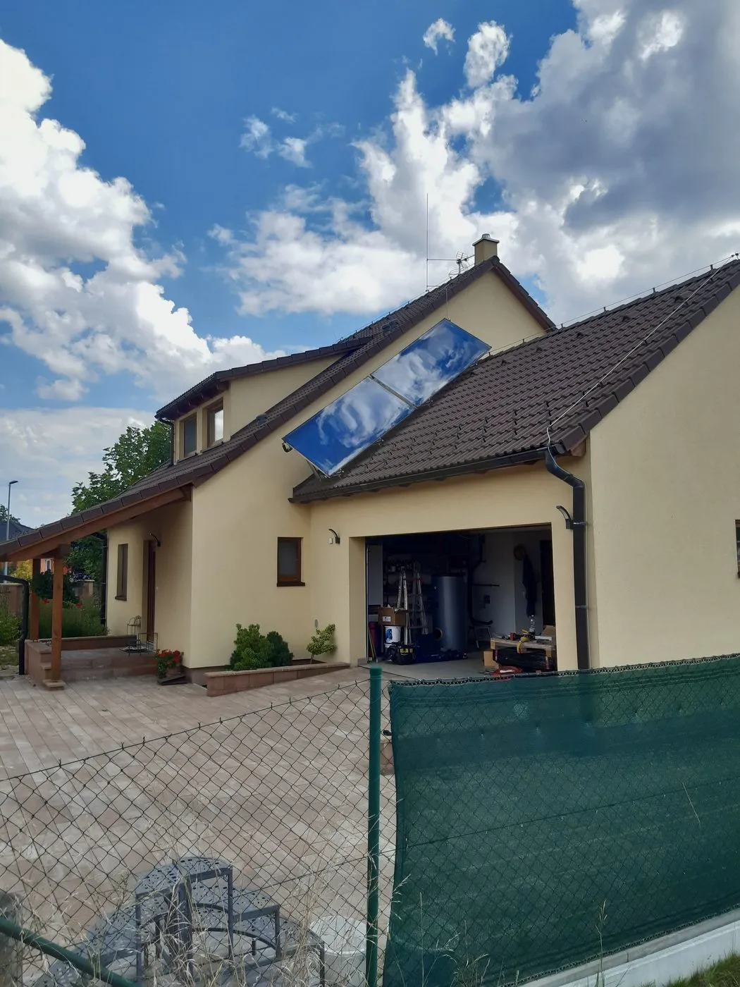 Solární ohřev teplé užitkové vody, bytový dům